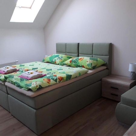 Penzion Na Hrazi Poděbrady Екстериор снимка