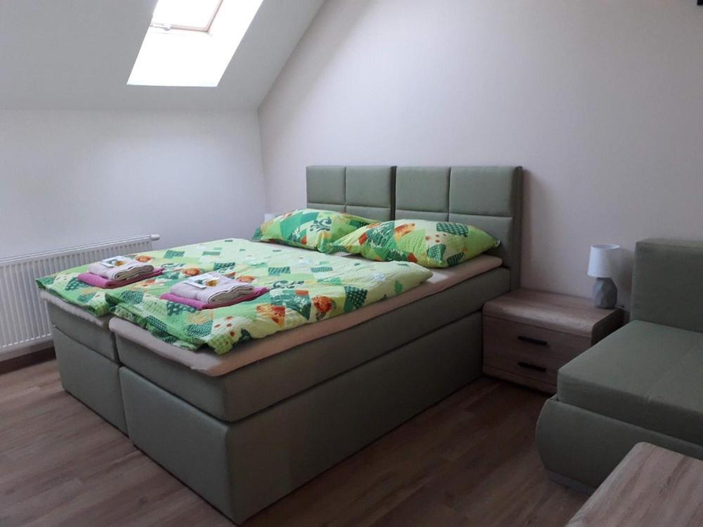 Penzion Na Hrazi Poděbrady Екстериор снимка